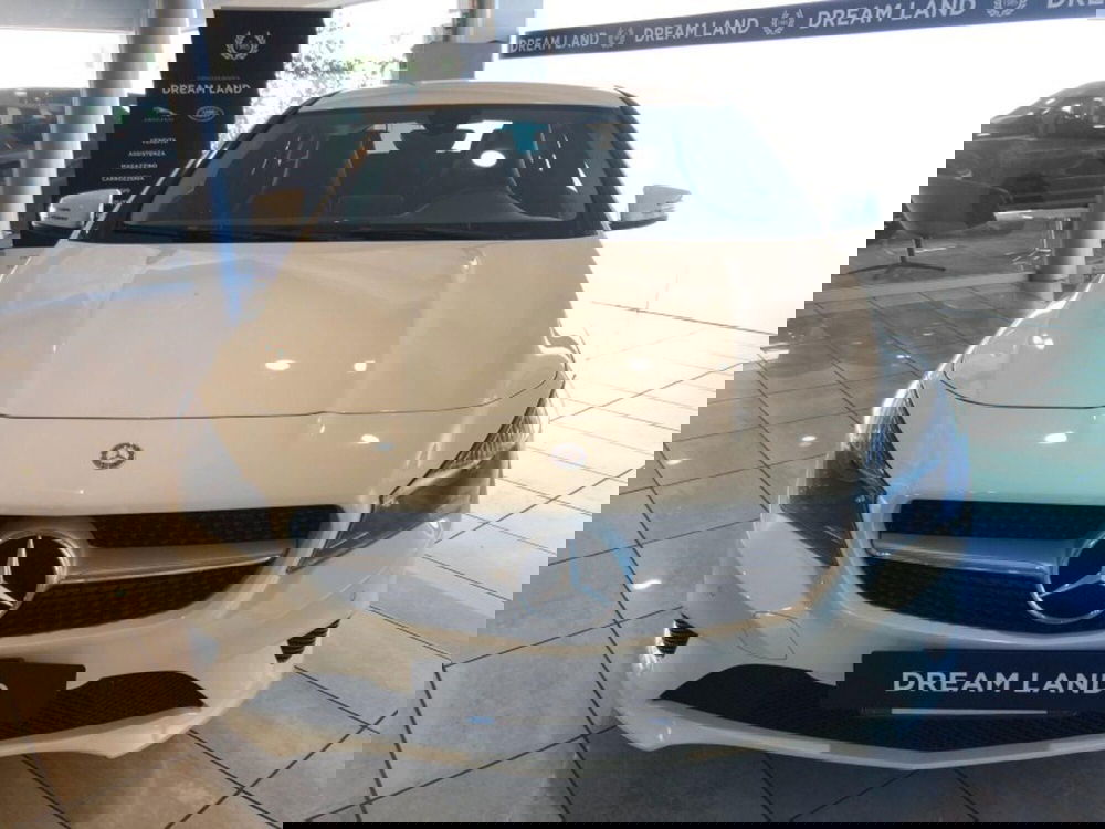 Mercedes-Benz CLA Shooting Brake usata a Pistoia (14)