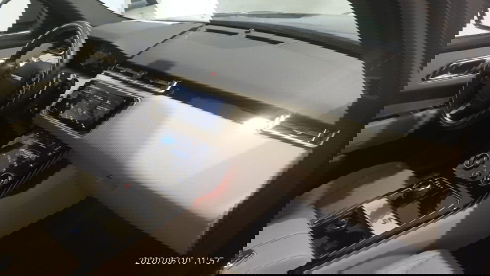 Land Rover Range Rover Velar usata a Pistoia (15)