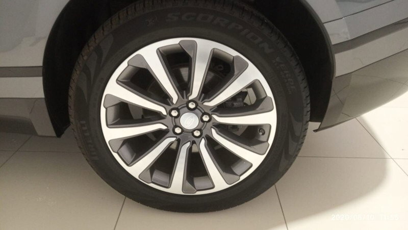 Land Rover Range Rover Velar usata a Pistoia (7)