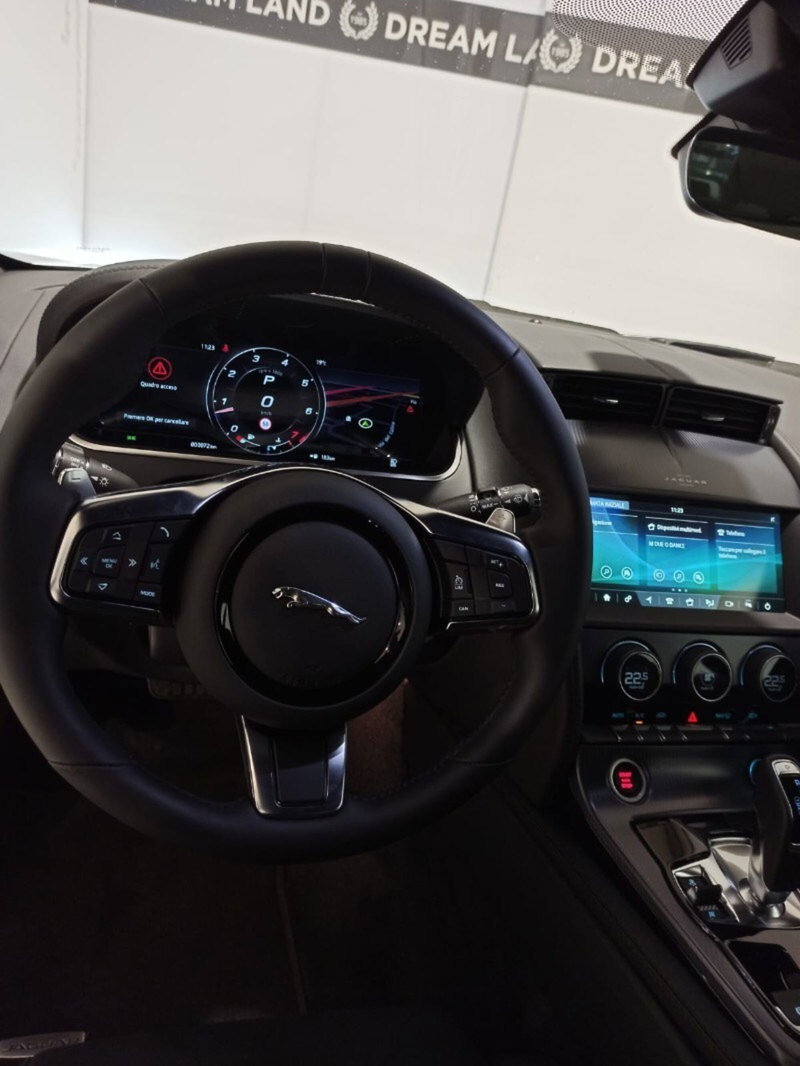 Jaguar F-Type Coupé usata a Pistoia (13)