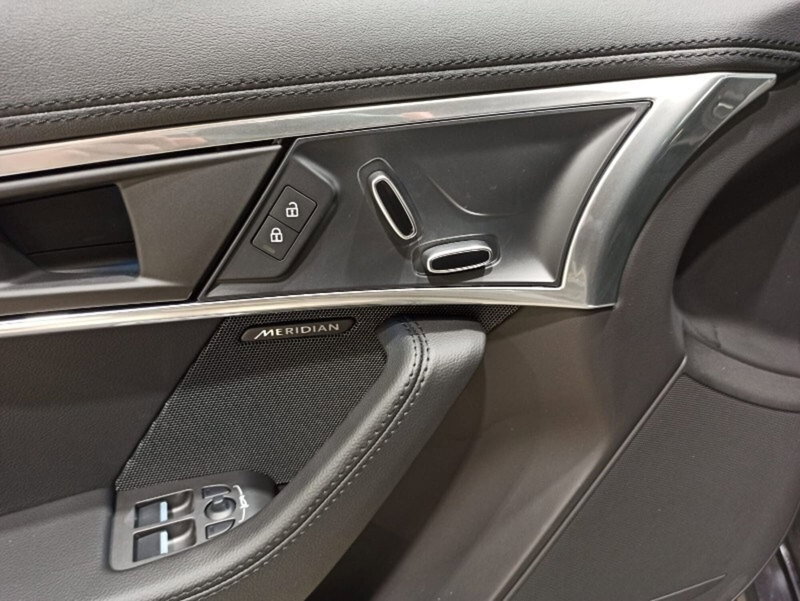 Jaguar F-Type Coupé usata a Pistoia (9)