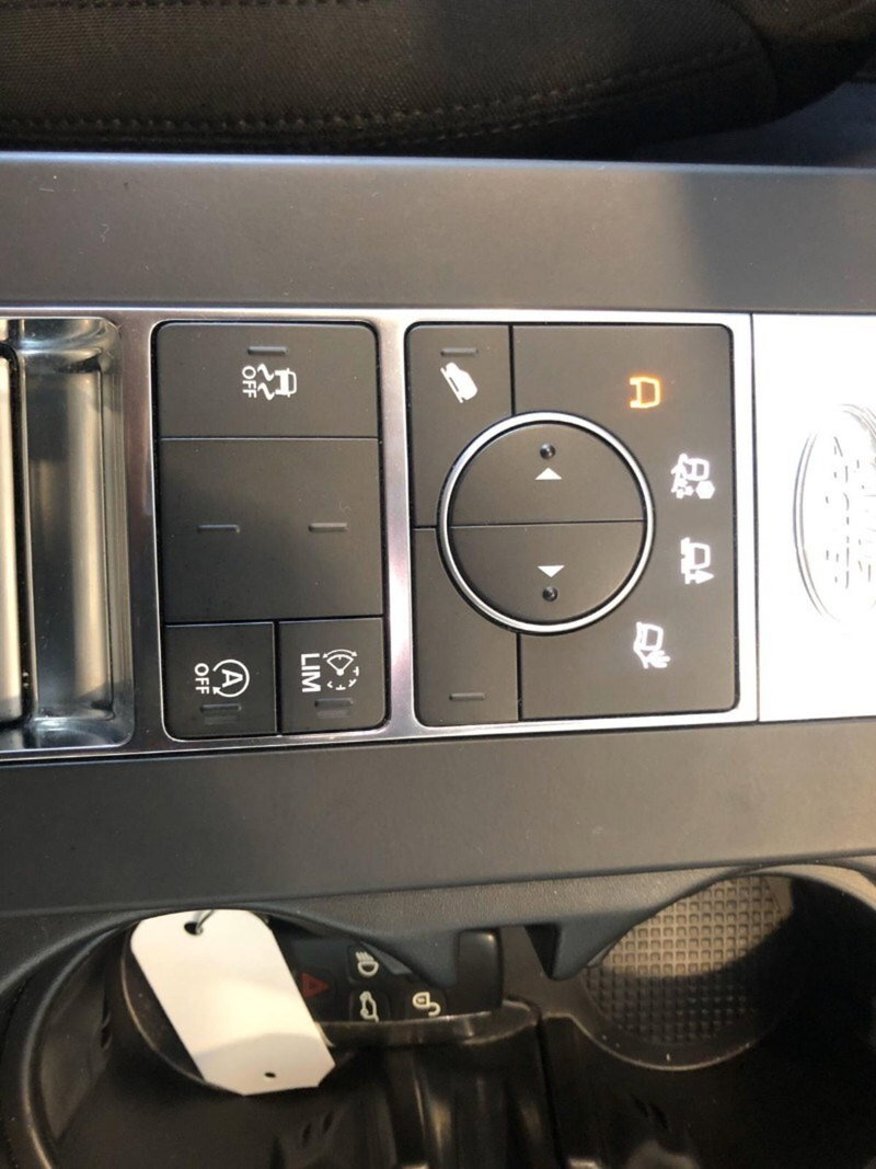 Land Rover Discovery Sport usata a Pistoia (12)