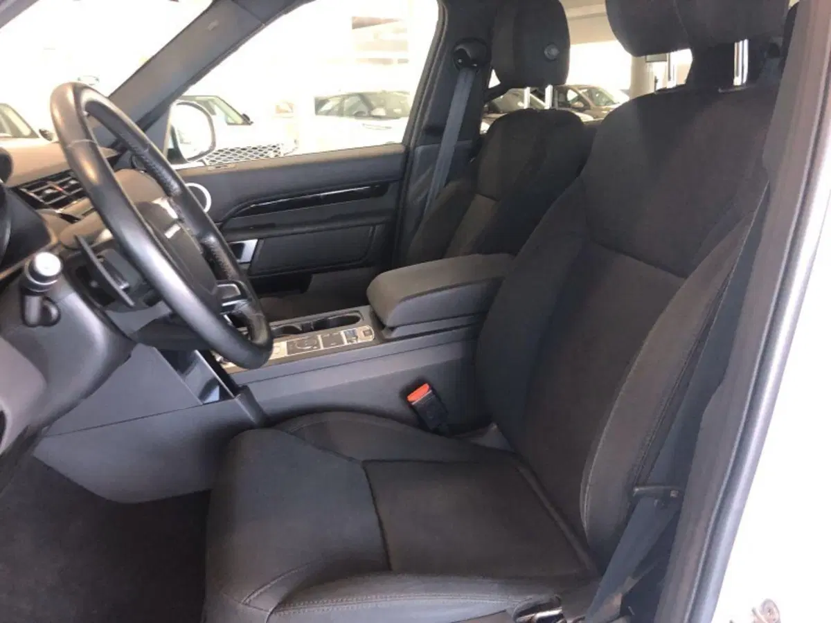 Land Rover Discovery Sport usata a Pistoia (4)