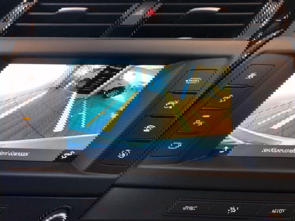 Land Rover Discovery Sport usata a Pistoia (6)