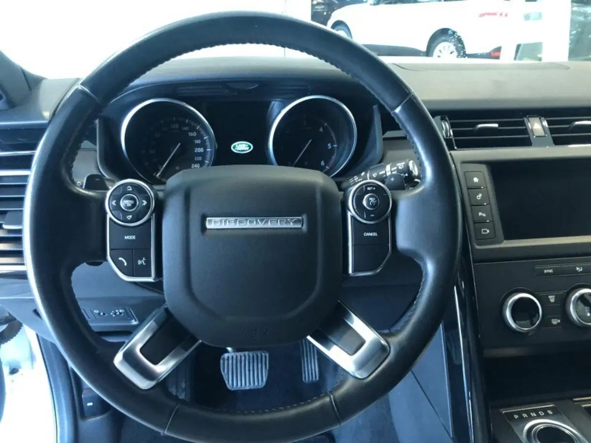 Land Rover Discovery Sport usata a Pistoia (9)