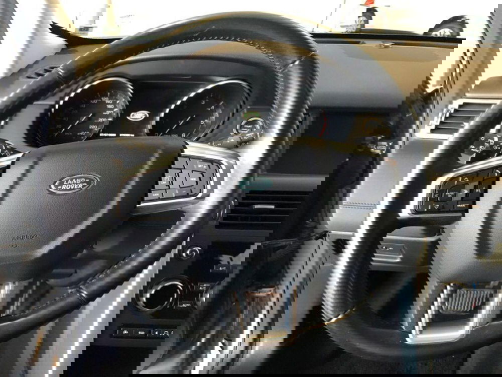 Land Rover Discovery Sport usata a Pistoia (9)