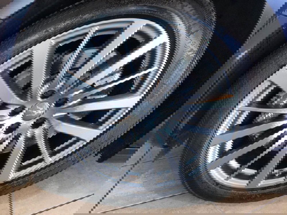 Maserati Ghibli usata a Pistoia (7)