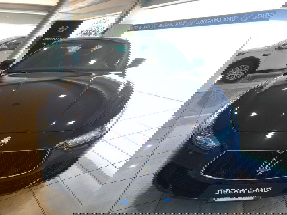 Maserati Ghibli usata a Pistoia (8)