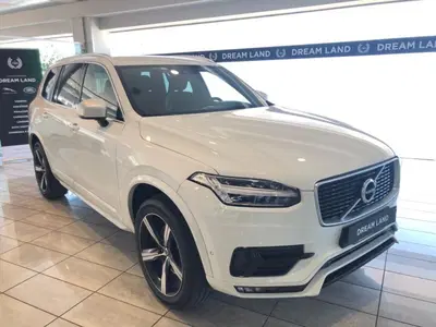 Volvo XC90 D5 AWD Geartronic R-design del 2016 usata a Agliana