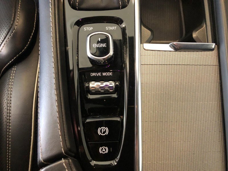 Volvo XC90 usata a Pistoia (12)