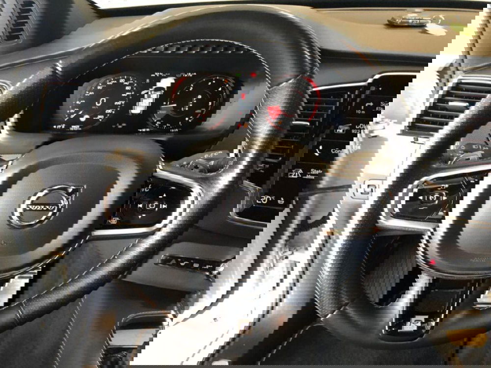 Volvo XC90 usata a Pistoia (5)