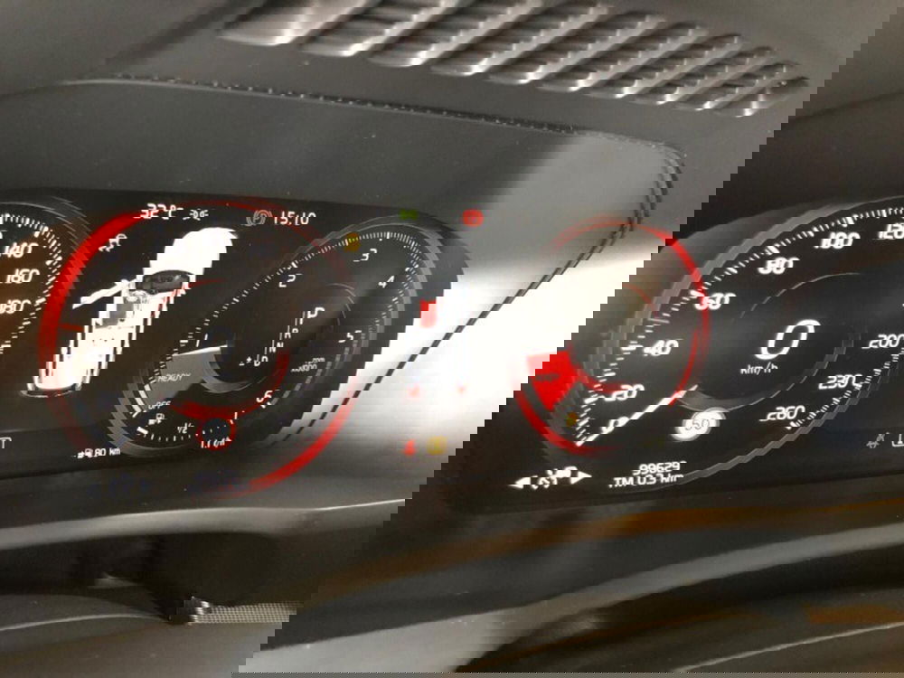 Volvo XC90 usata a Pistoia (7)