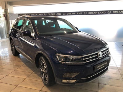 Volkswagen Tiguan 2.0 TDI SCR DSG 4MOTION Executive BMT del 2016 usata a Agliana