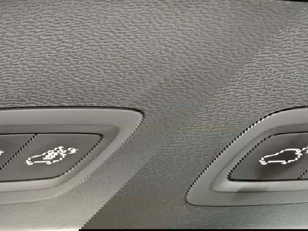 Volvo XC40 usata a Cuneo (9)