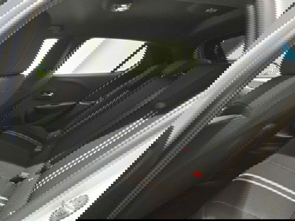 Opel Corsa nuova a Sondrio (10)