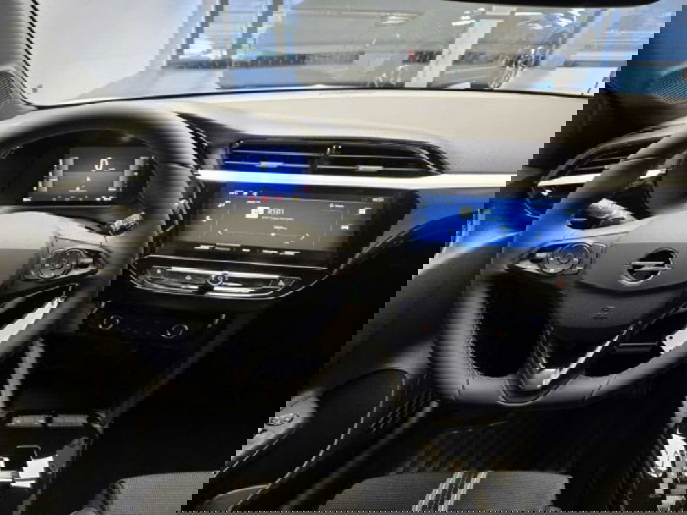 Opel Corsa nuova a Sondrio (12)