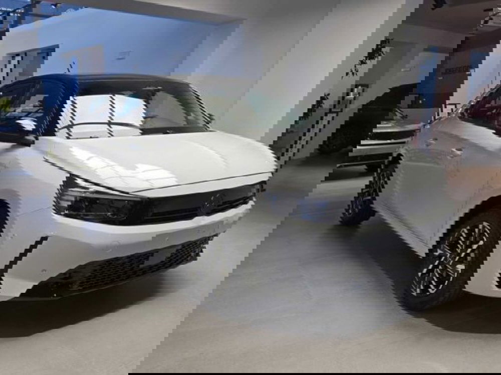 Opel Corsa nuova a Sondrio (6)