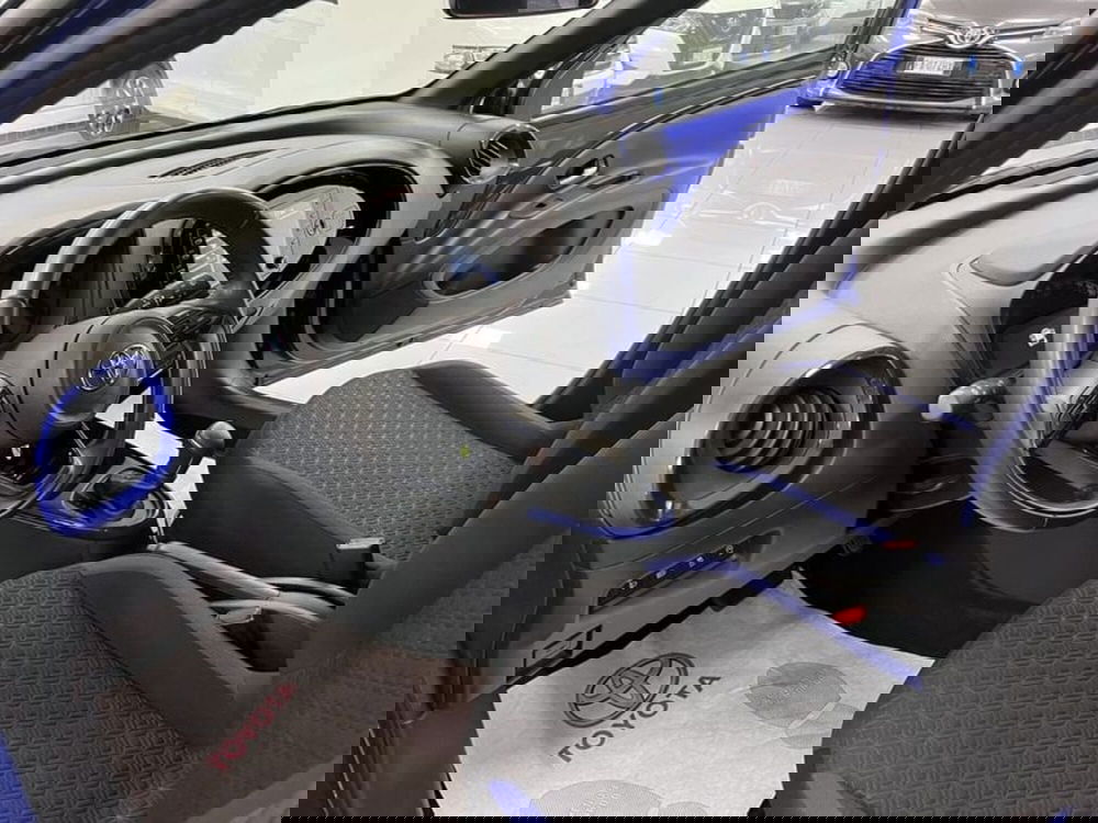 Toyota Aygo X usata a Prato (6)