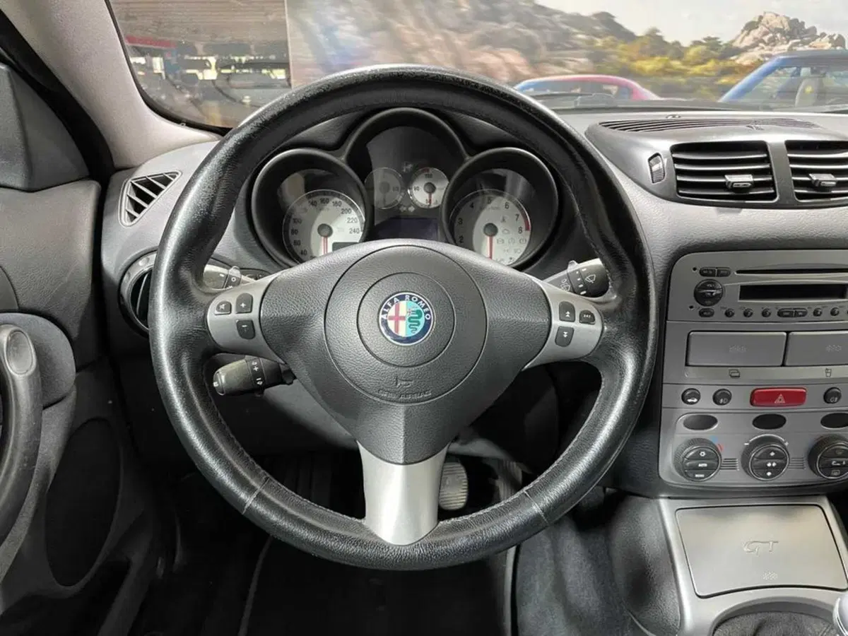 Alfa Romeo GT usata a Sondrio (13)