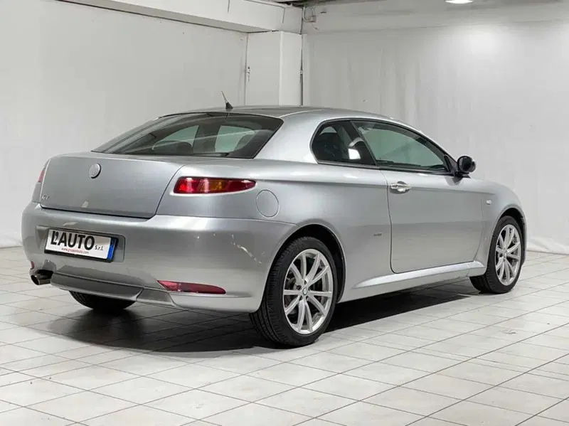 Alfa Romeo GT usata a Sondrio (5)