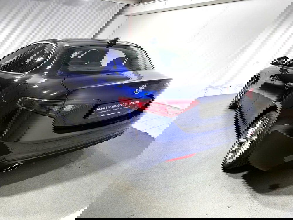 Alfa Romeo Giulia usata a Sondrio (3)