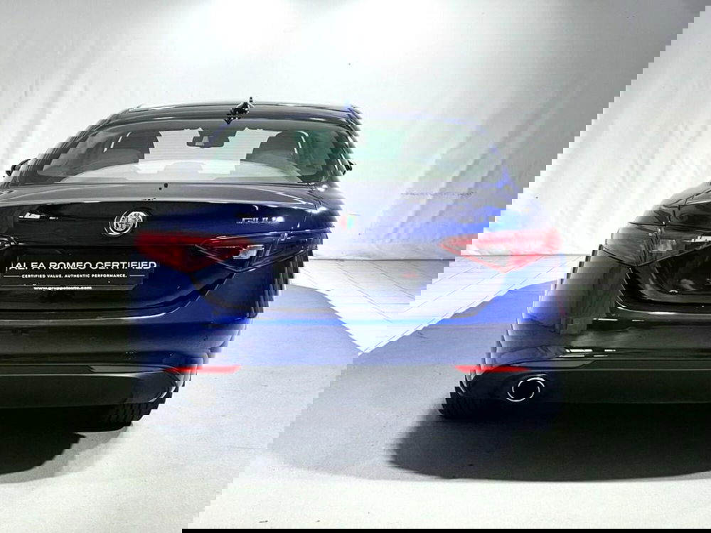 Alfa Romeo Giulia usata a Sondrio (4)