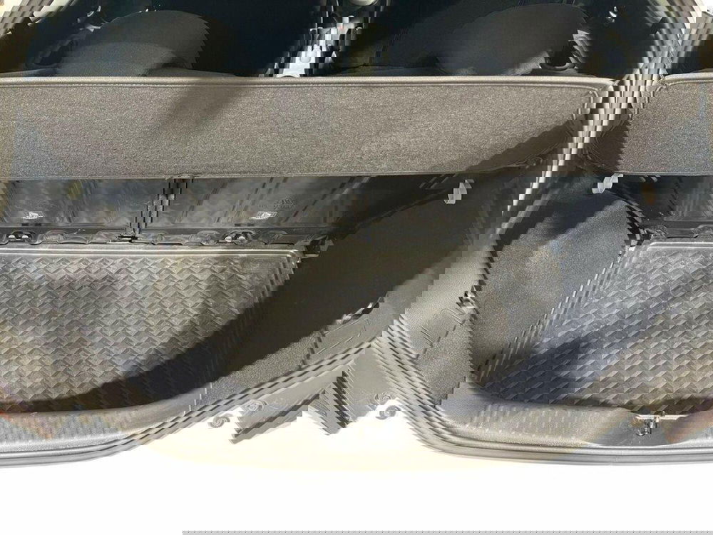 Toyota Aygo X usata a Sondrio (15)