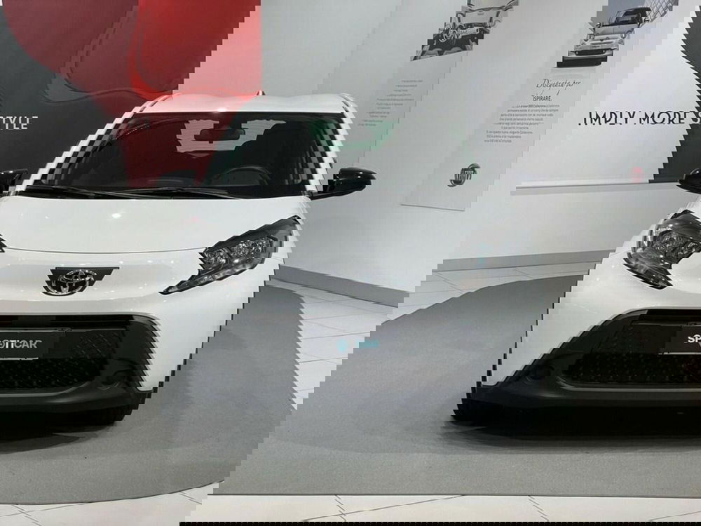 Toyota Aygo X usata a Sondrio (8)