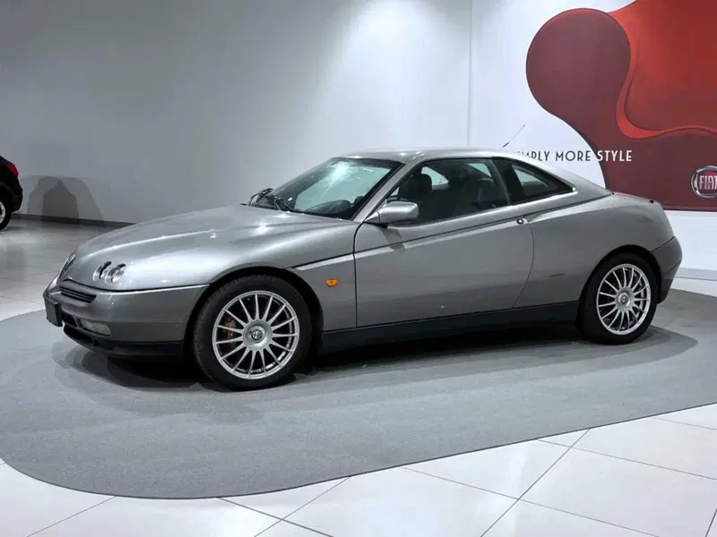 Alfa Romeo Gtv usata a Sondrio (2)