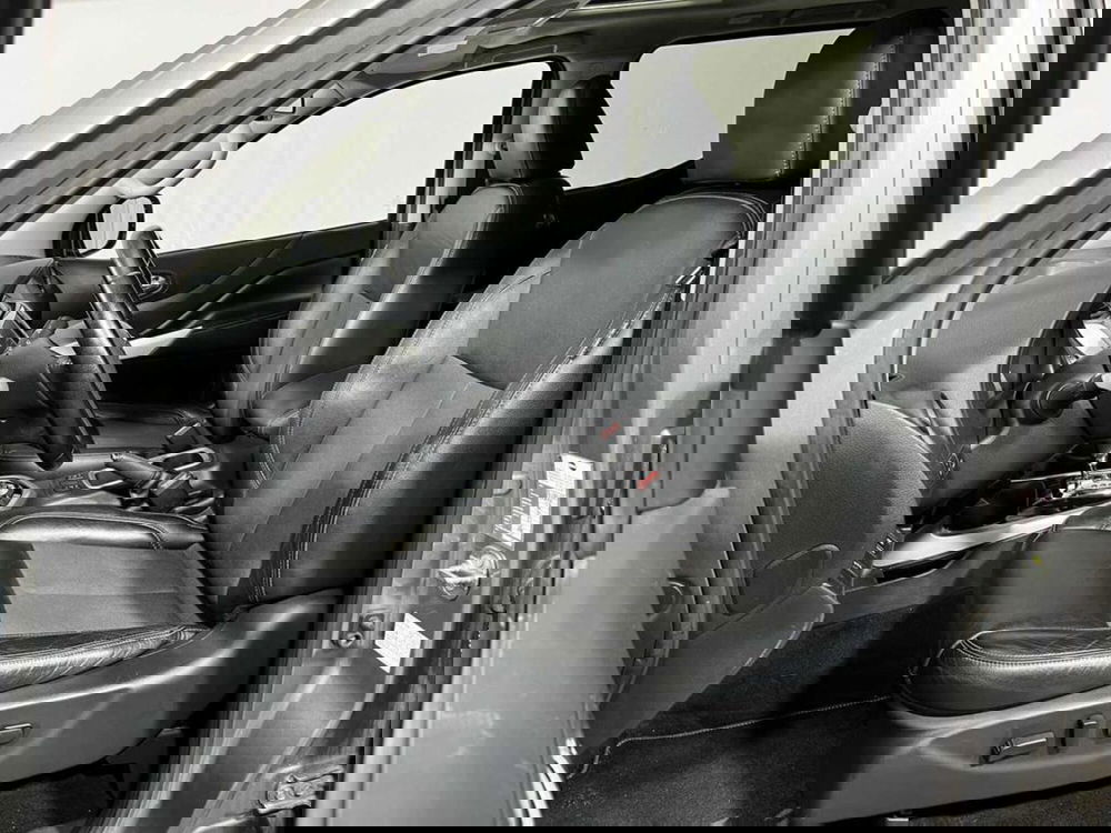 Nissan Navara usata a Sondrio (10)