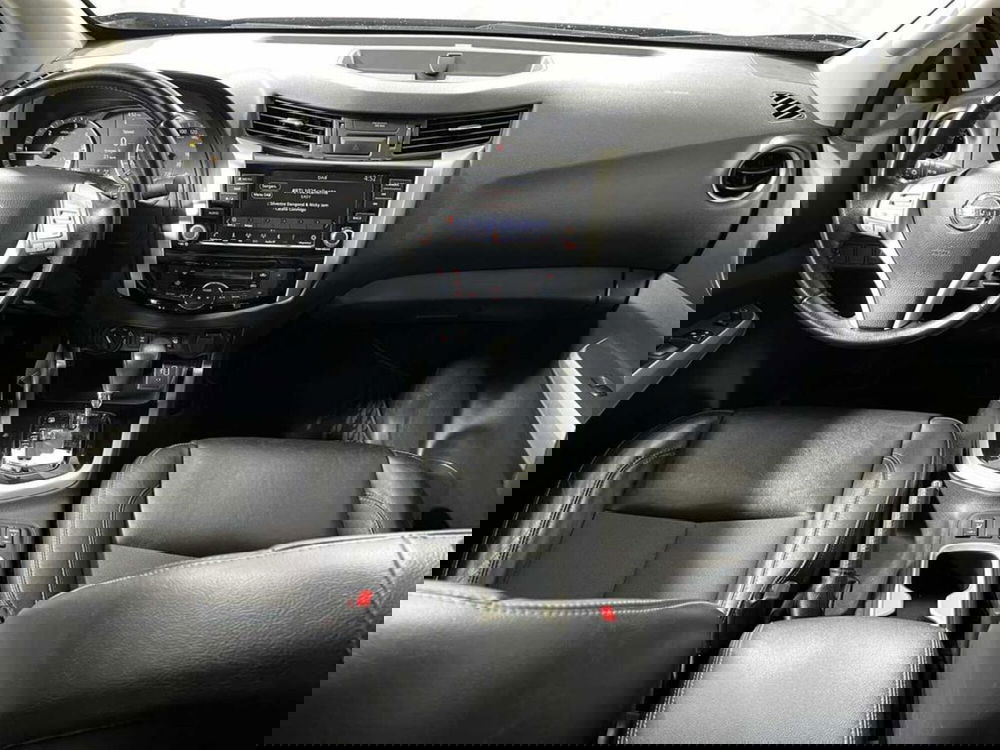 Nissan Navara usata a Sondrio (12)