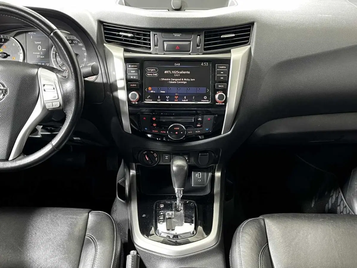Nissan Navara usata a Sondrio (13)