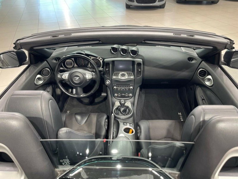Nissan 370Z Cabrio usata a Sondrio (13)