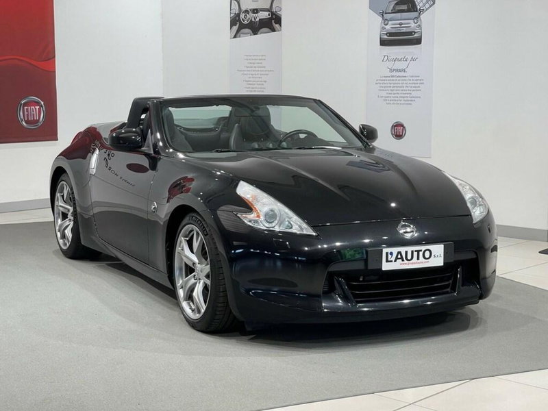 Nissan 370Z Cabrio usata a Sondrio (7)