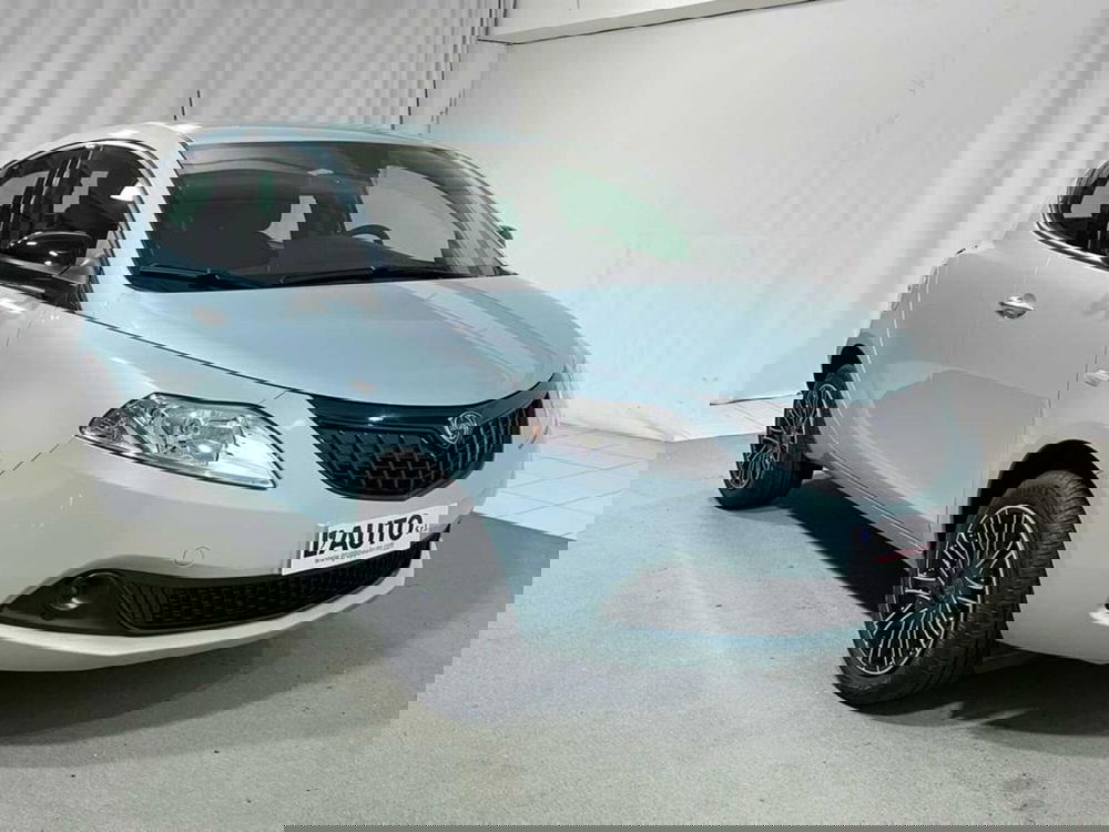 Lancia Ypsilon usata a Sondrio (7)