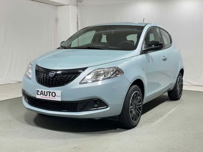 Lancia Ypsilon 1.0 FireFly 5 porte S&amp;S Hybrid Ecochic Gold del 2024 usata a Montagna in Valtellina