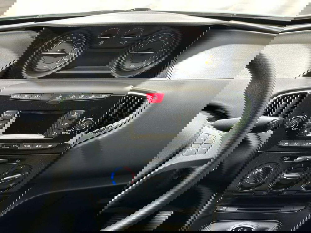 Lancia Ypsilon usata a Sondrio (12)