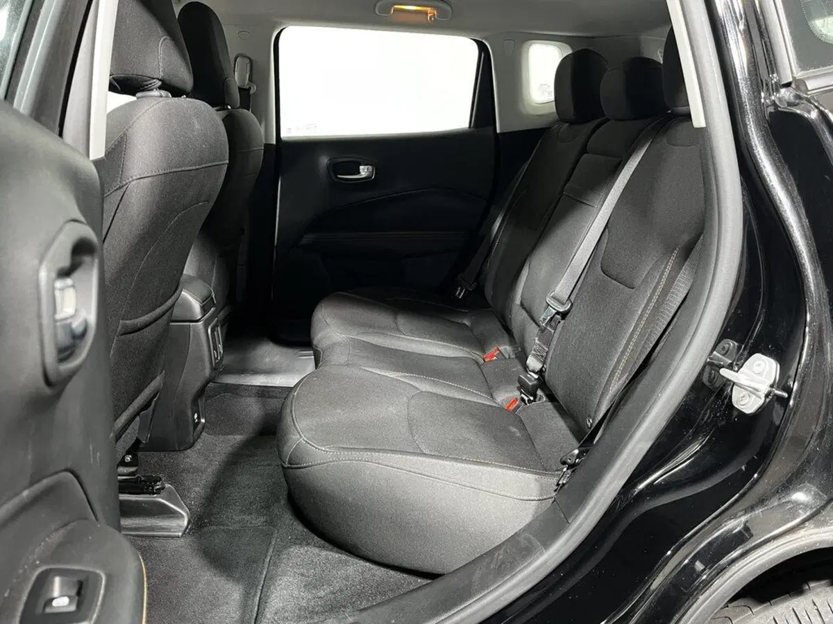 Jeep Compass usata a Sondrio (11)