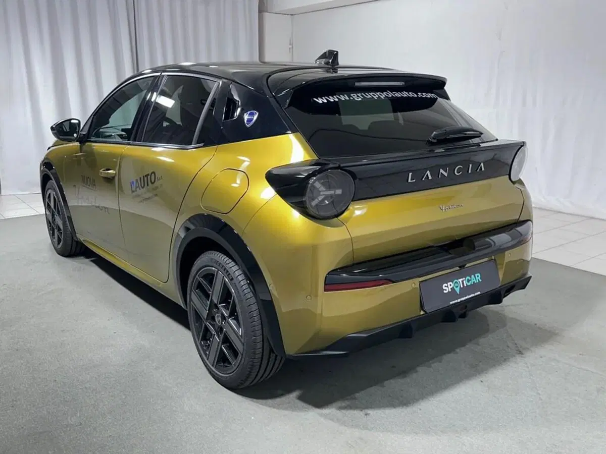 Lancia Ypsilon usata a Sondrio (3)