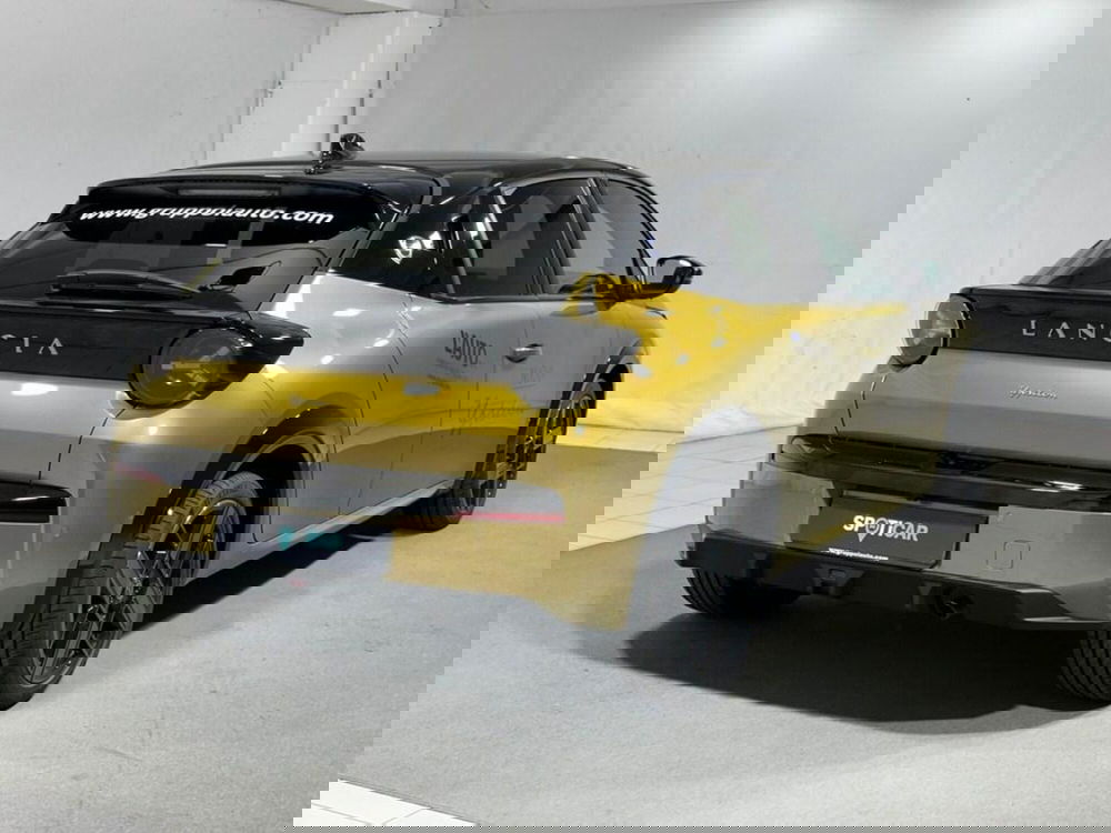 Lancia Ypsilon usata a Sondrio (5)