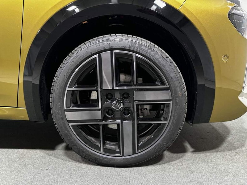 Lancia Ypsilon usata a Sondrio (9)