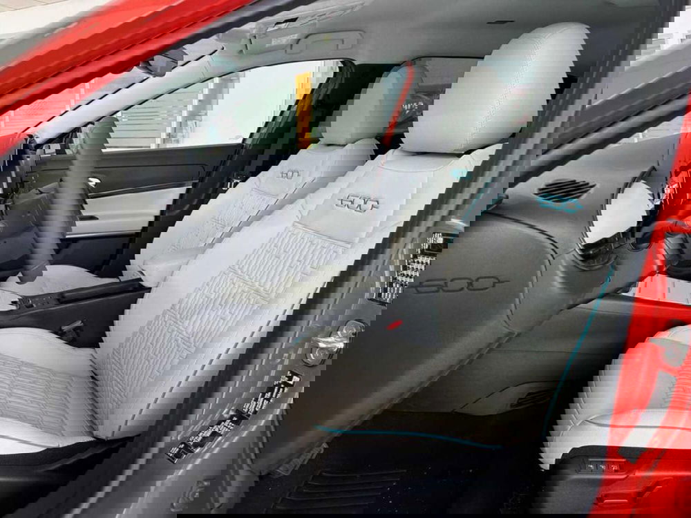 Fiat 600e nuova a Sondrio (9)