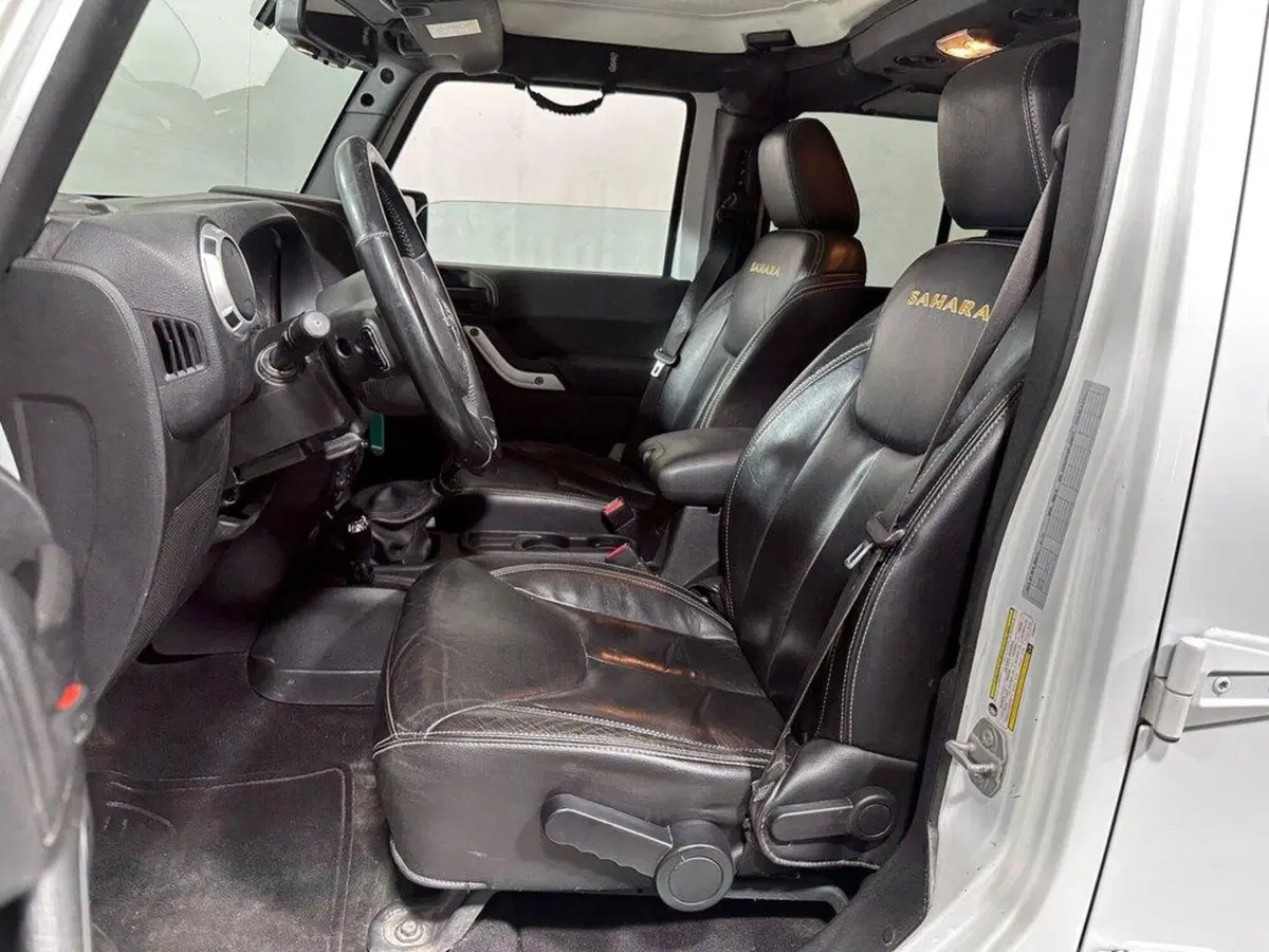 Jeep Wrangler Unlimited usata a Sondrio (10)
