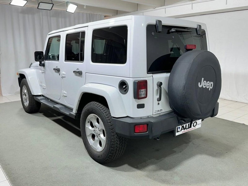 Jeep Wrangler Unlimited usata a Sondrio (3)