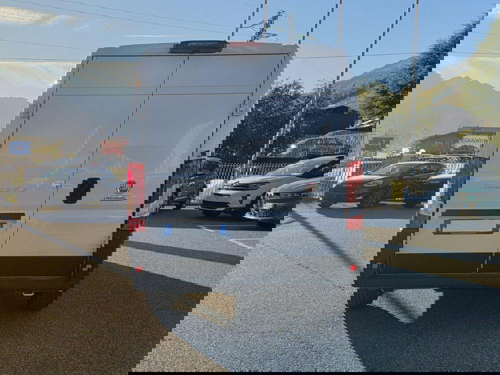 Fiat Ducato Furgone Vetrato nuova a Sondrio (4)