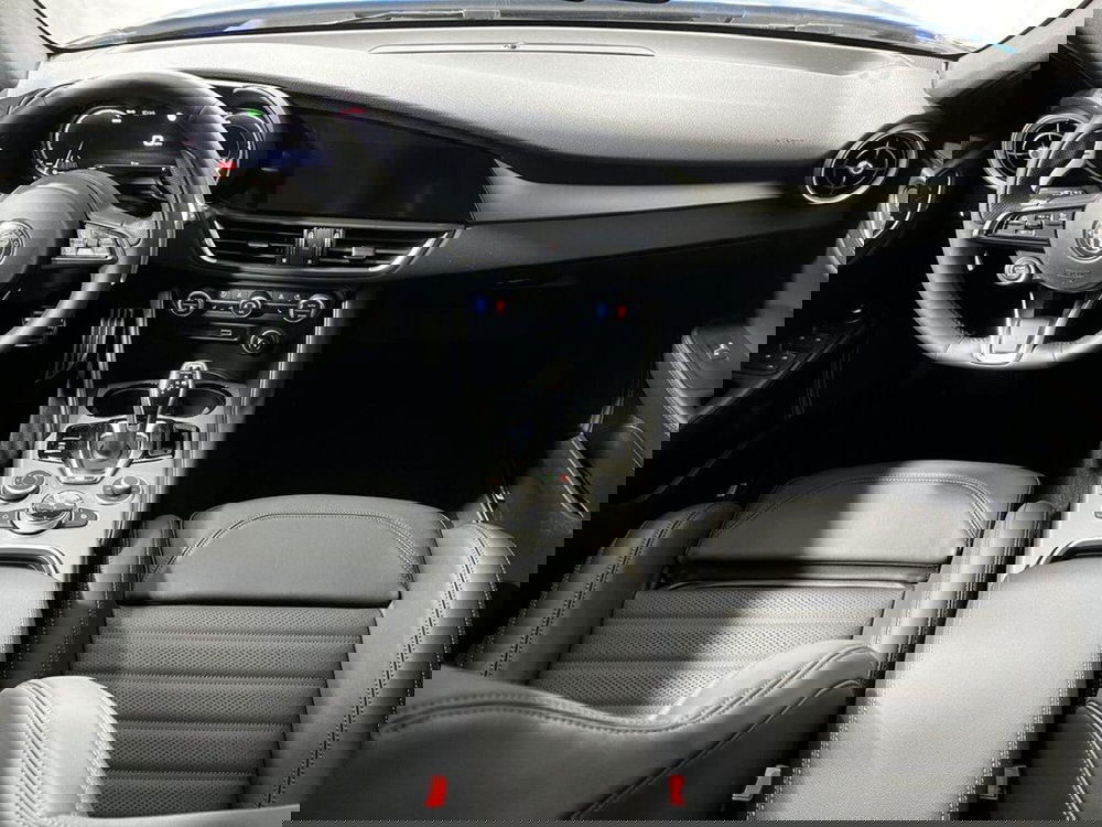 Alfa Romeo Giulia nuova a Sondrio (12)