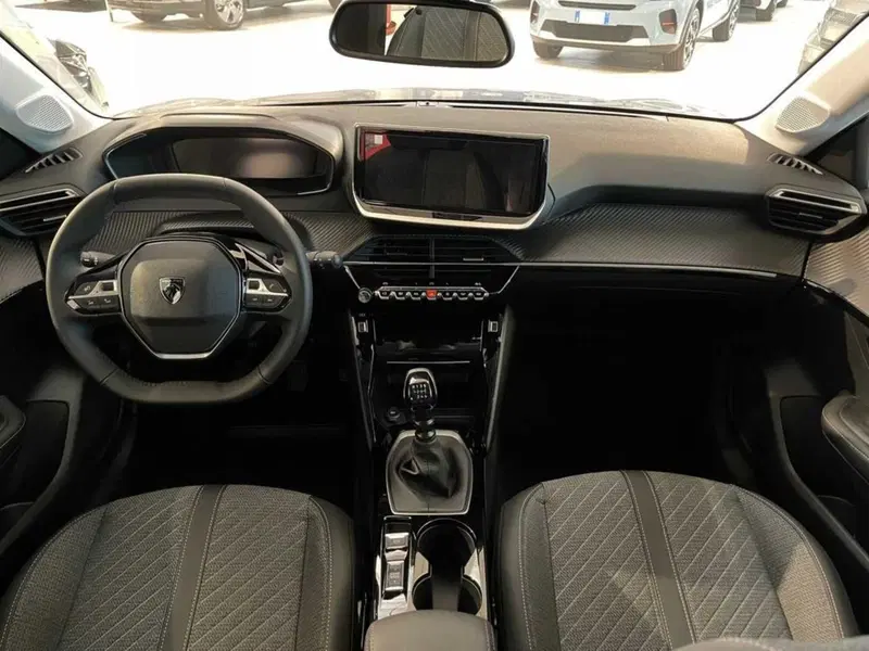 Peugeot 208 nuova a Sondrio (12)