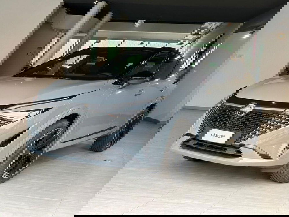 Nissan Qashqai nuova a Sondrio