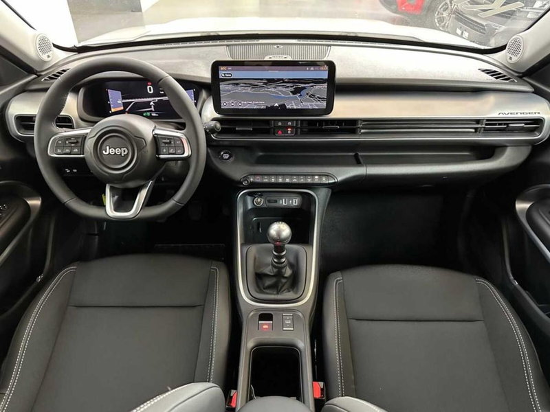 Jeep Avenger nuova a Sondrio (12)