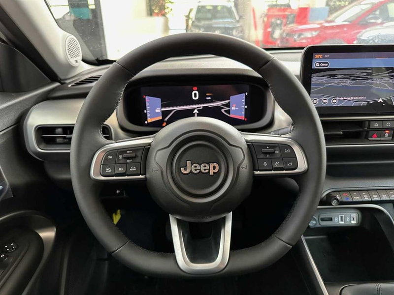 Jeep Avenger nuova a Sondrio (15)